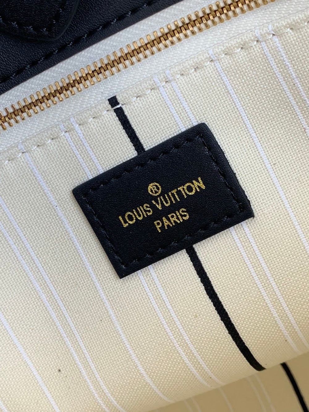 Dragons Bags ln Luxury Bag --57690
