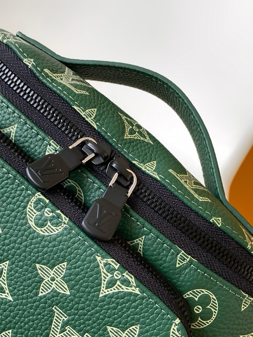 Dragons Bags ln Luxury Bag --71562
