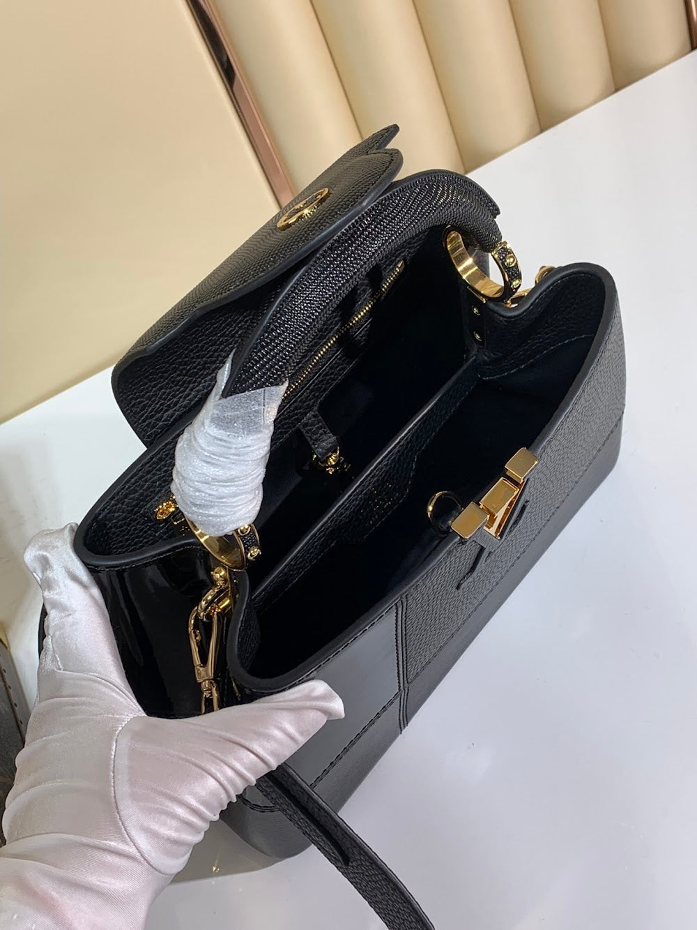 Dragons Bags ln Luxury Bag --60641