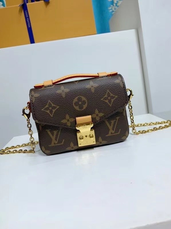 Dragons Bags ln Luxury Bag --96702