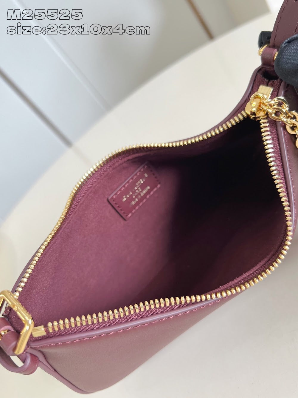 Dragons Bags ln Luxury Bag --96898