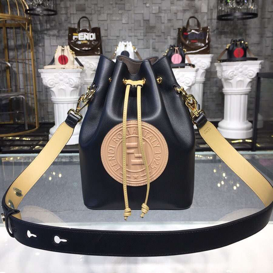 new-designer-premium-bags-nm15117