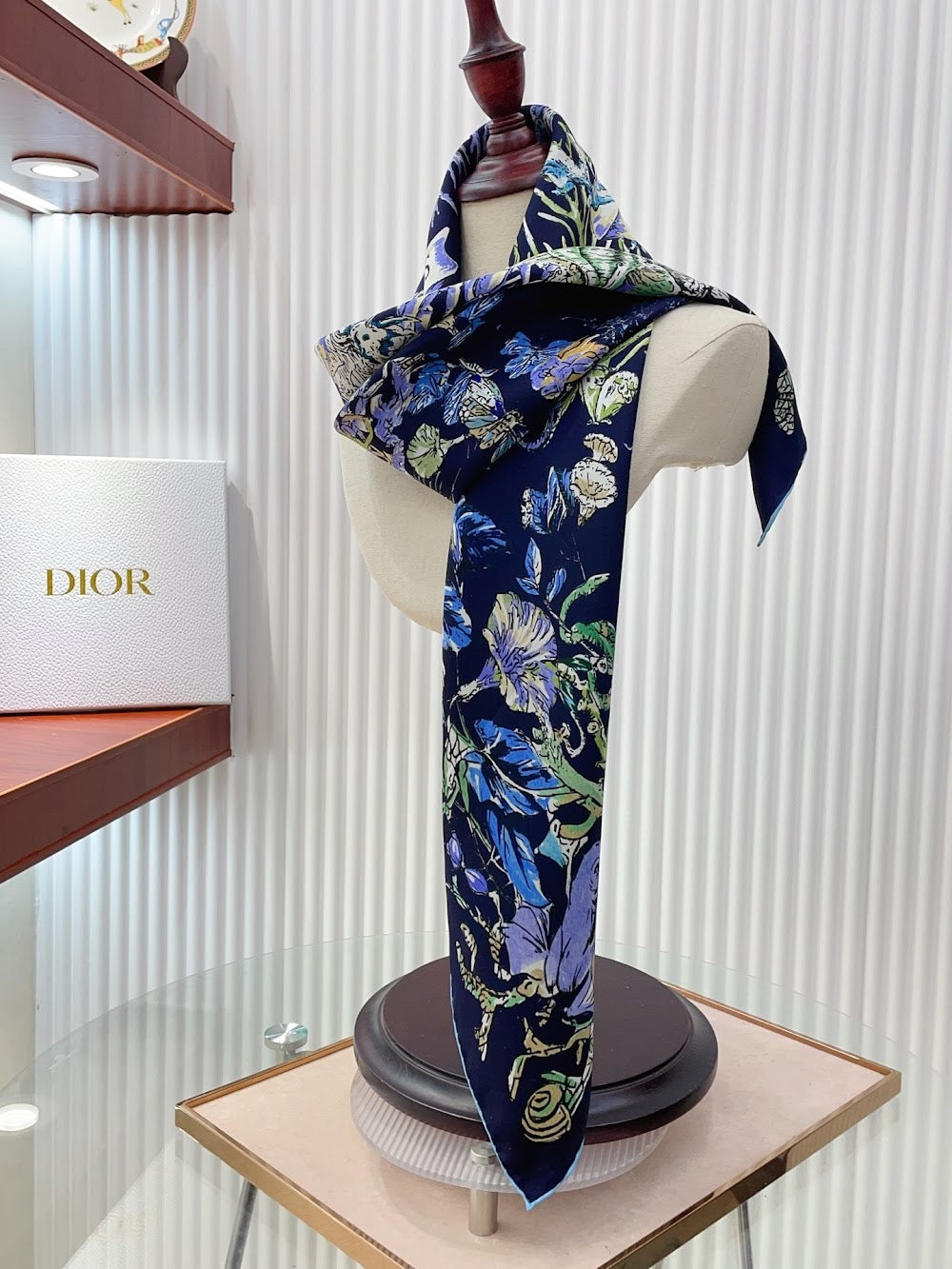 Dragons Bags Premium Designer Scarf --98853