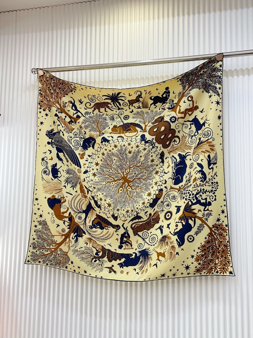 Dragons Bags Premium Designer Scarf --98840