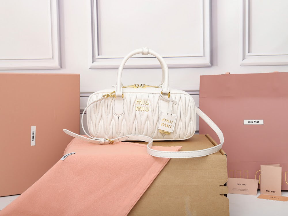 Dragons Bags Miun Miun Luxury Bag --122497