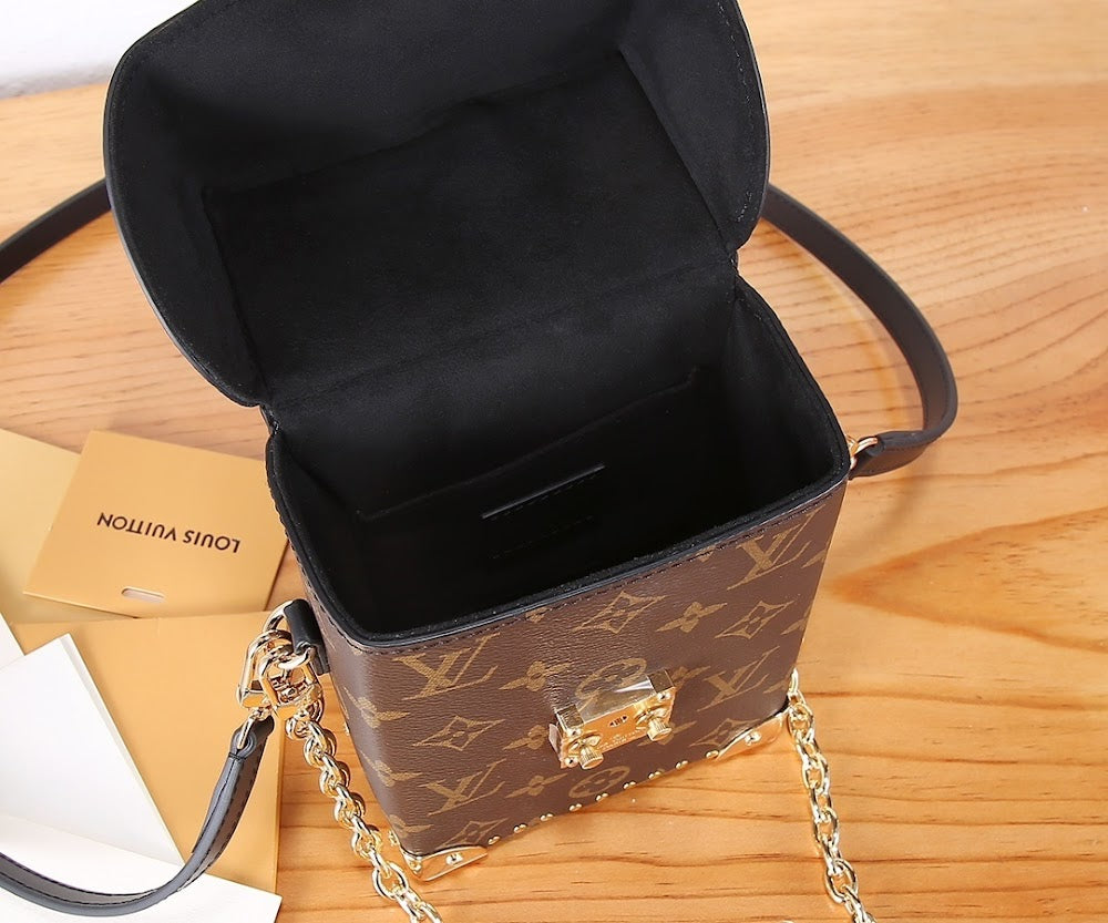 Dragons Bags ln Luxury Bag --97319
