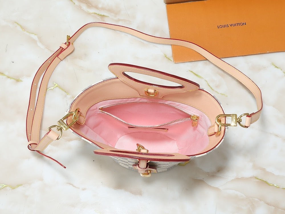 Dragons Bags ln Luxury Bag --76806
