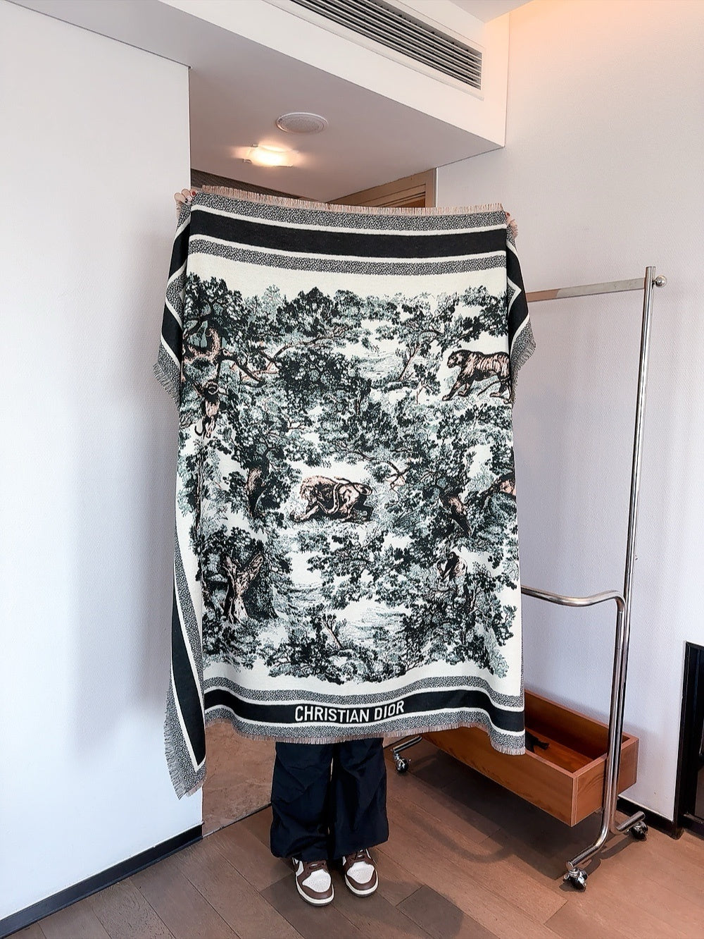 Dragons Bags Premium Designer Scarf --98875