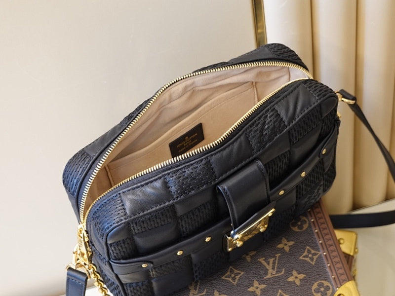 Dragons Bags ln Luxury Bag --66641
