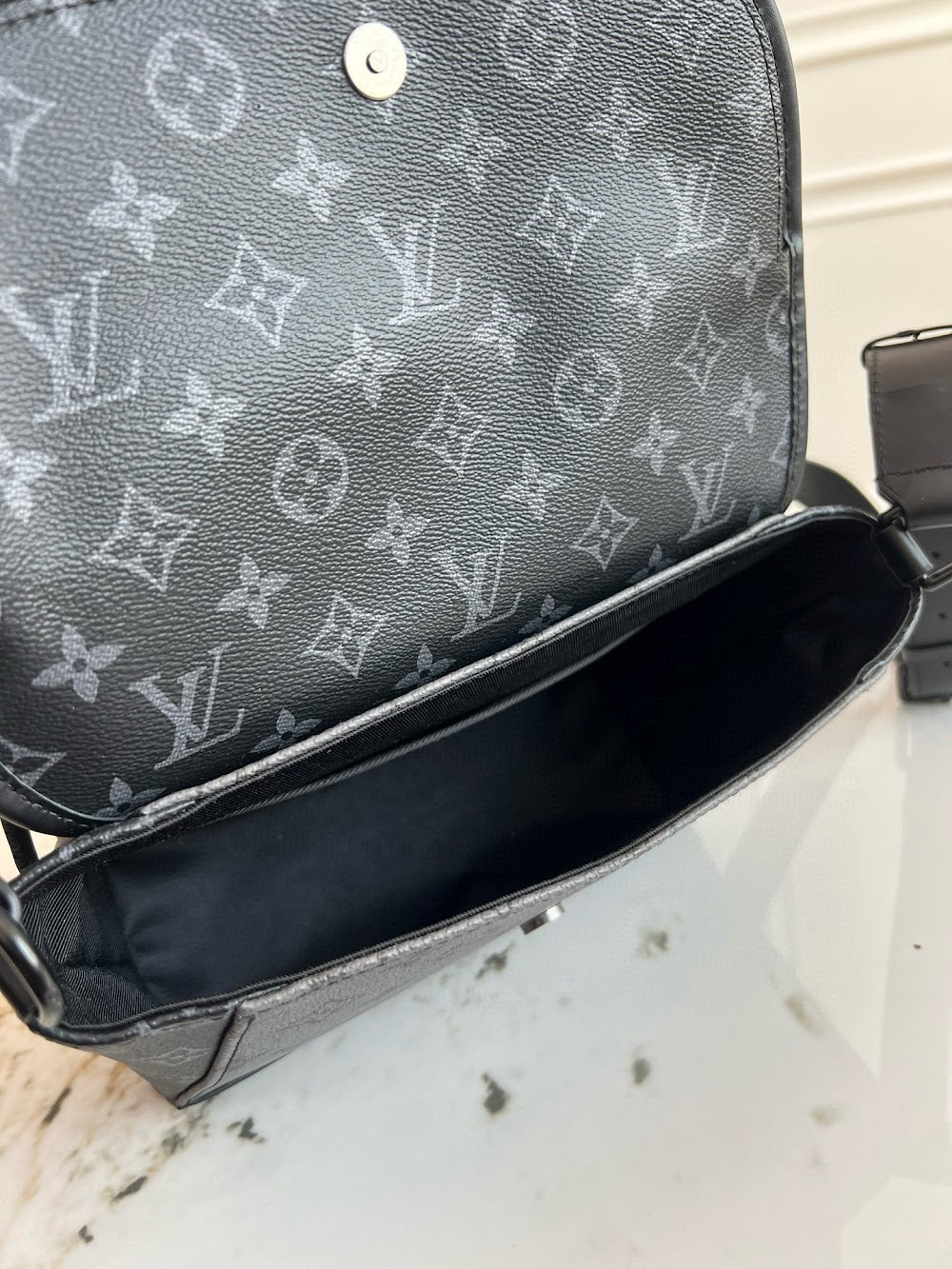 Dragons Bags ln Luxury Bag --71104