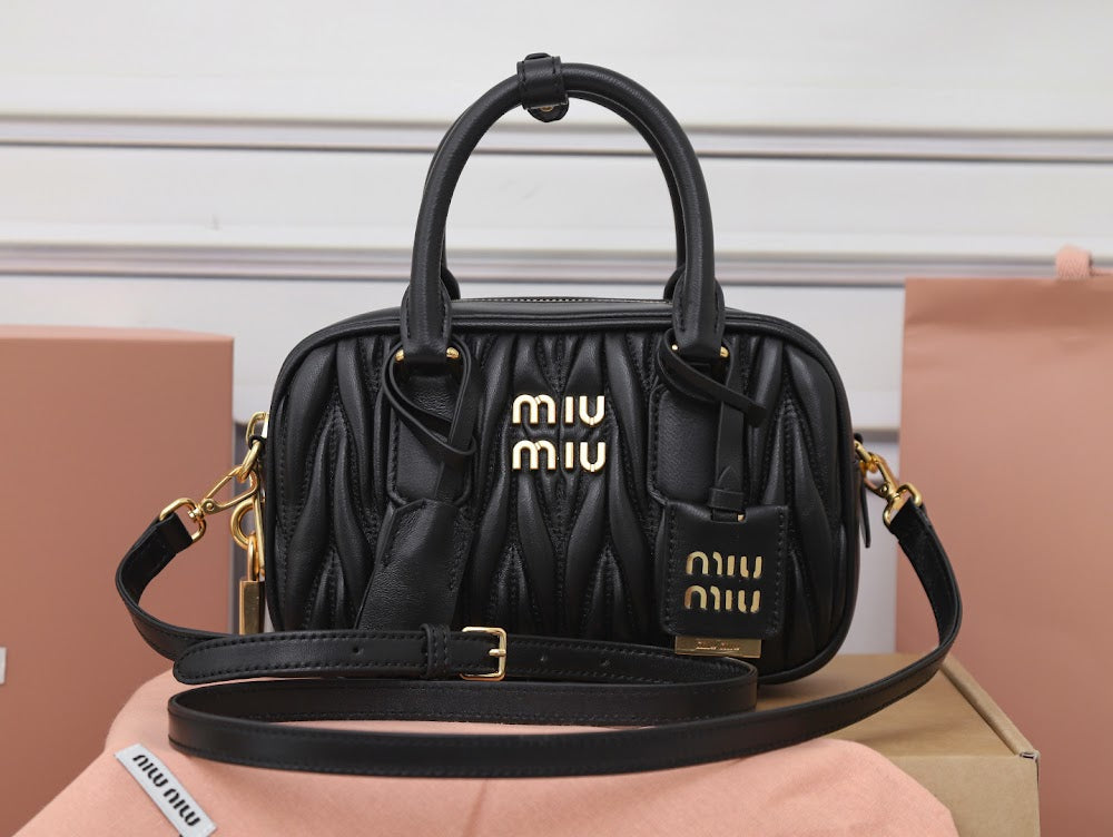 Dragons Bags Miun Miun Luxury Bag --122752