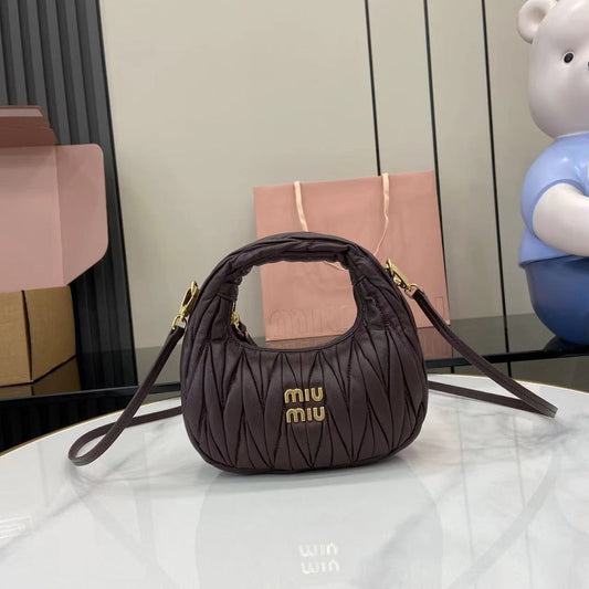 Dragons Bags Miun Miun Luxury Bag --122156