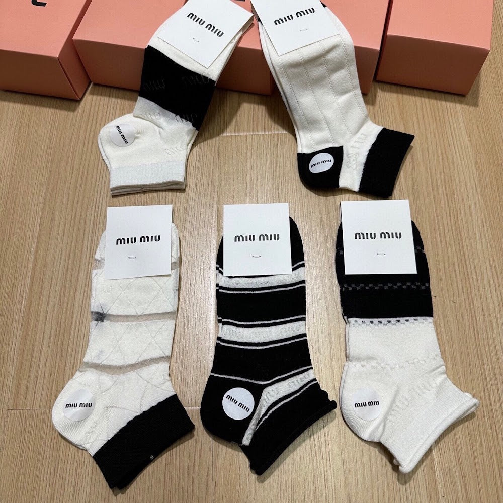 Dragons Bags Premium Luxury Socks --98304
