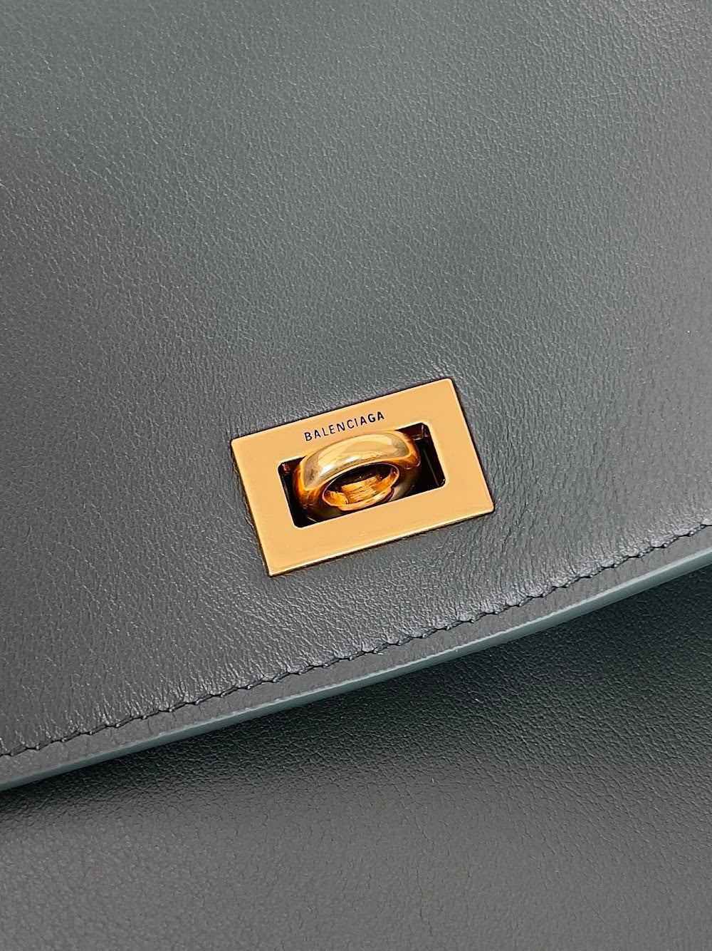 Dragons Bags Balenciaga Luxury Bag --110826