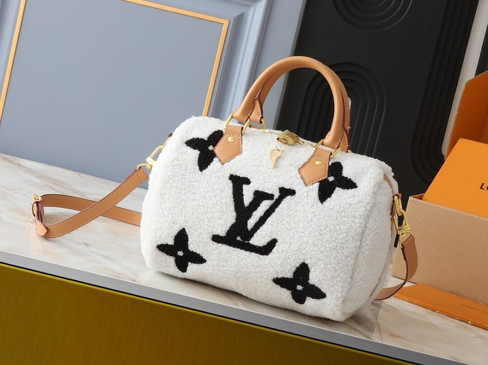 Dragons Bags ln Luxury Bag --76518