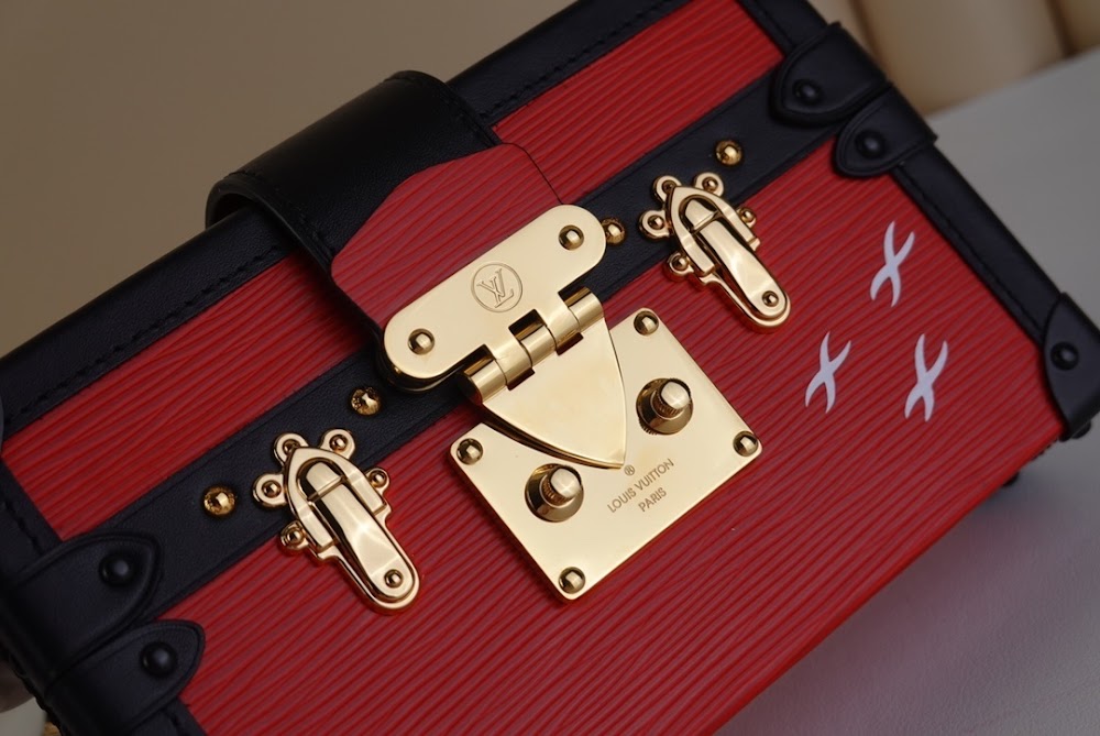 Dragons Bags ln Luxury Bag --67829