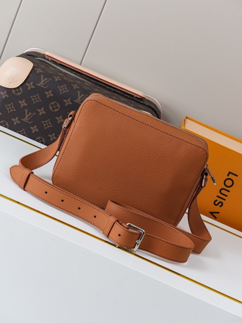 Dragons Bags ln Luxury Bag --71582