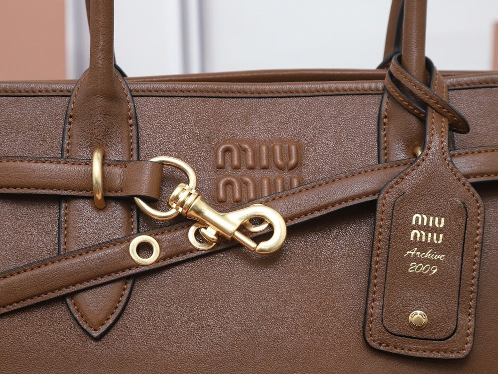Dragons Bags Miun Miun Luxury Bag --123381