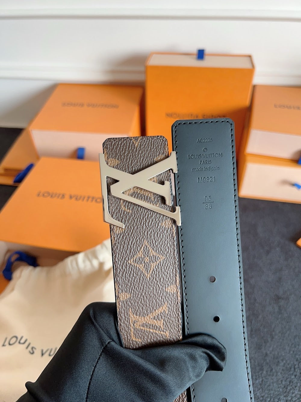 Dragons Bags ln Luxury Belt --100179