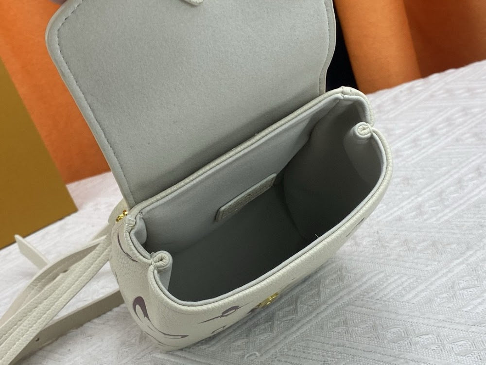 Dragons Bags ln Luxury Bag --81581