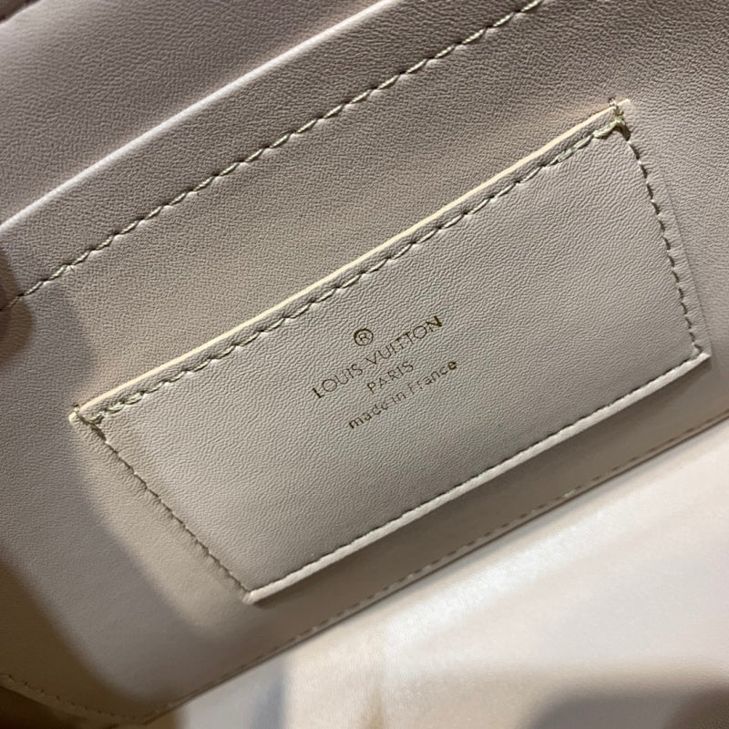 Dragons Bags ln Luxury Bag --59277