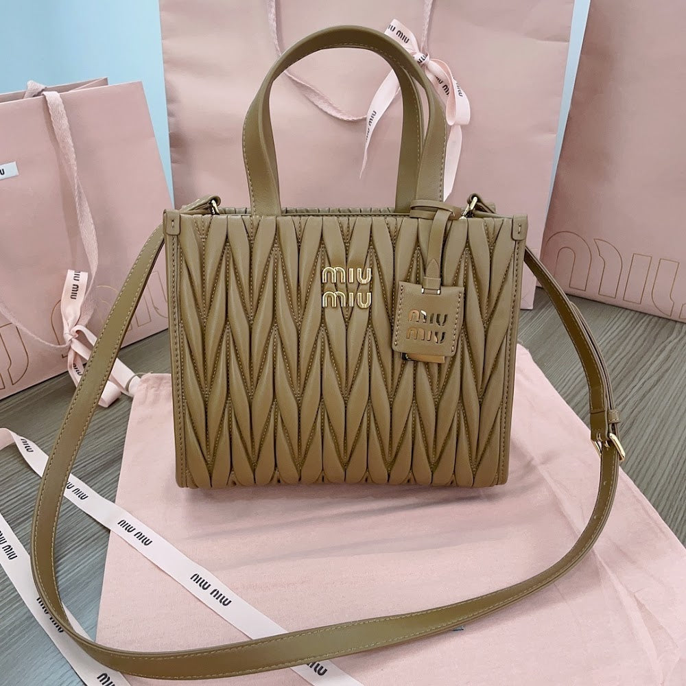 Dragons Bags Miun Miun Luxury Bag --122943