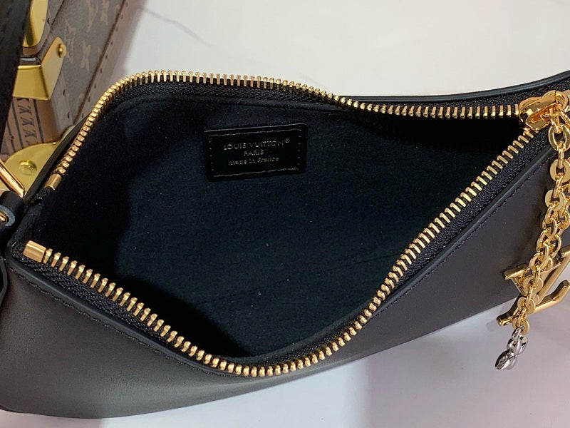 Dragons Bags ln Luxury Bag --62830