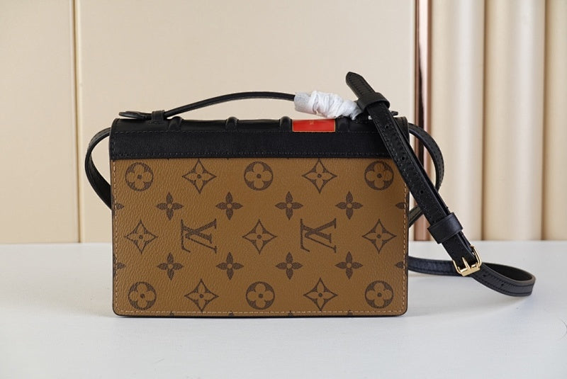 Dragons Bags ln Luxury Bag --67936