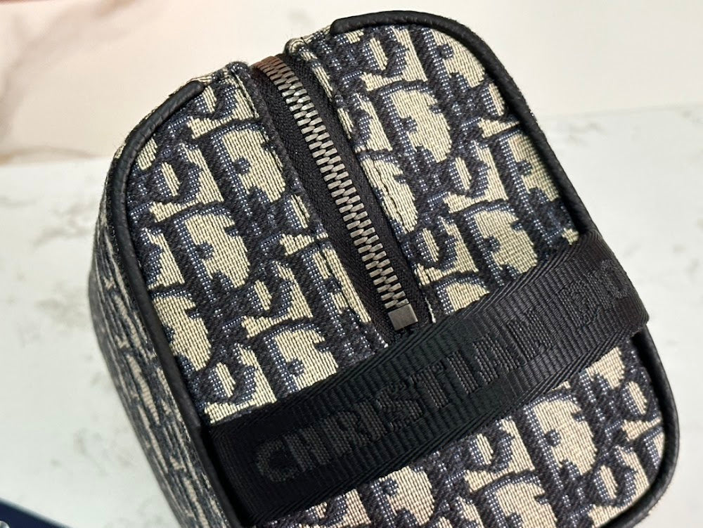new-designer-premium-bags-nm16756