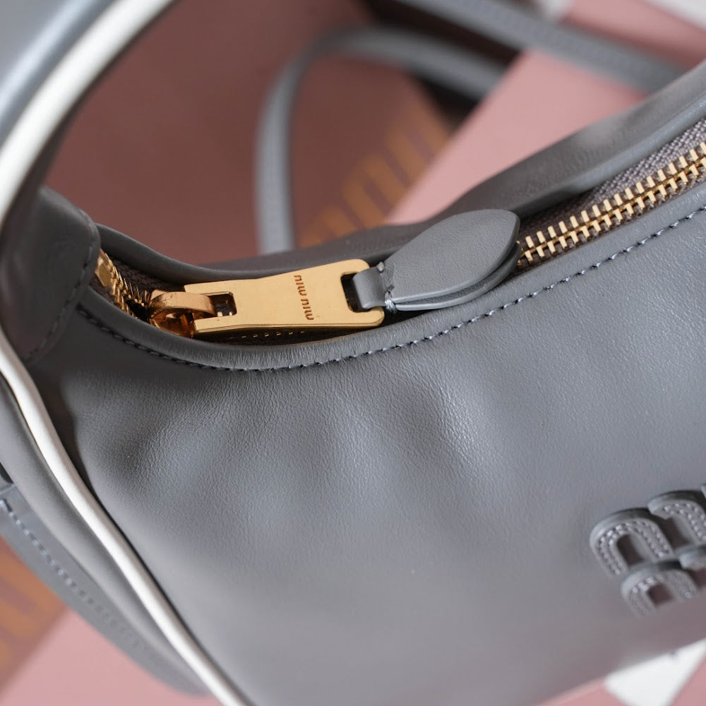 Dragons Bags Miun Miun Luxury Bag --123146
