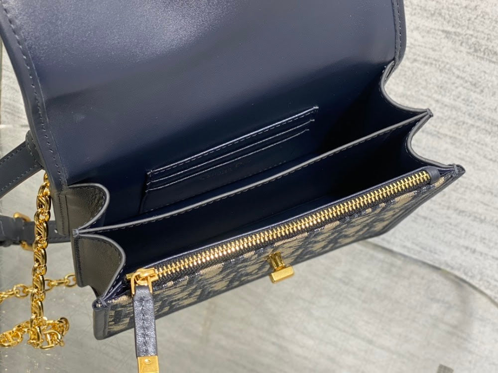 Dragons BagsDiorn Luxury Bag --115045
