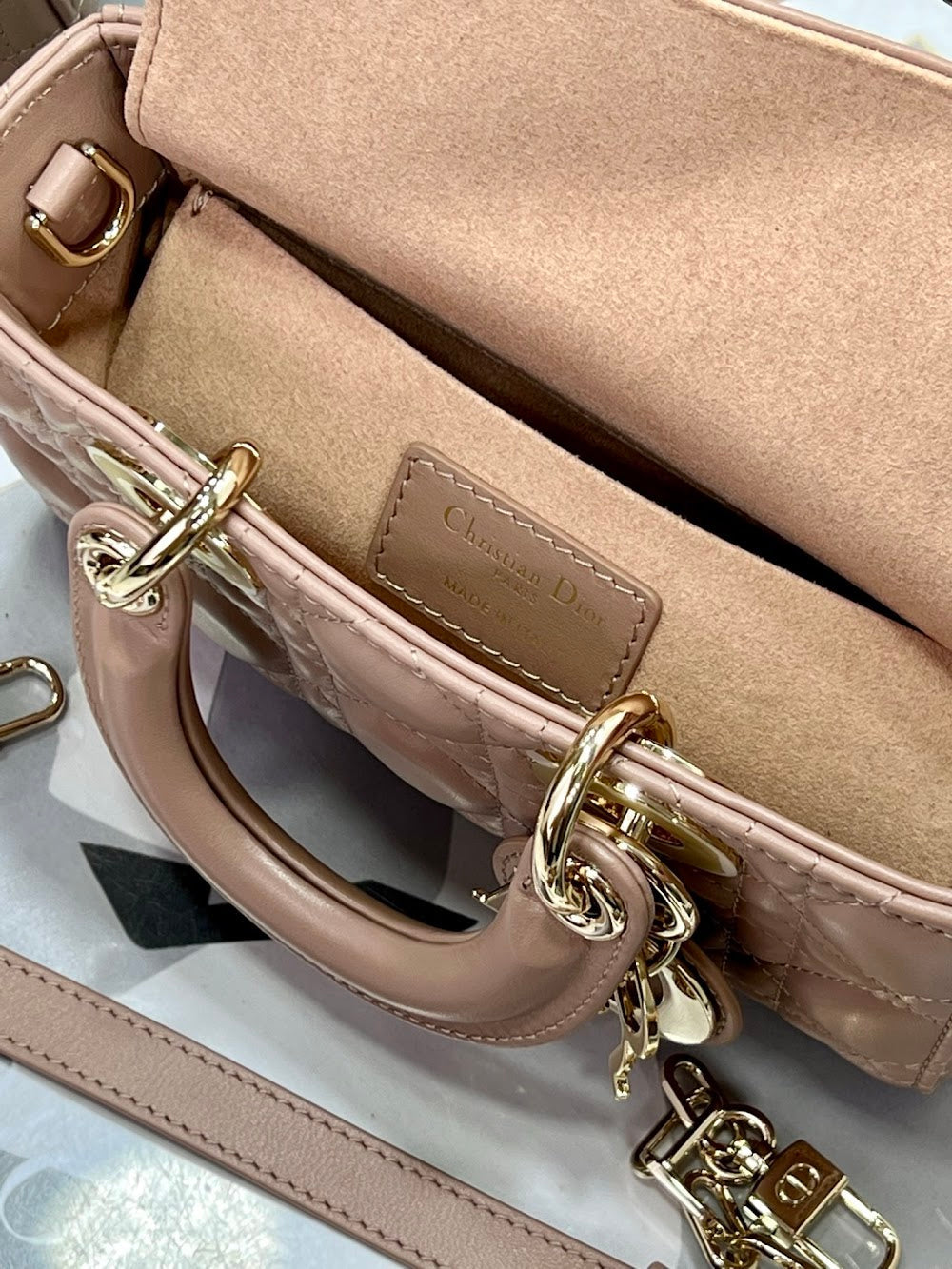 Dragons BagsDiorn Luxury Bag --115608