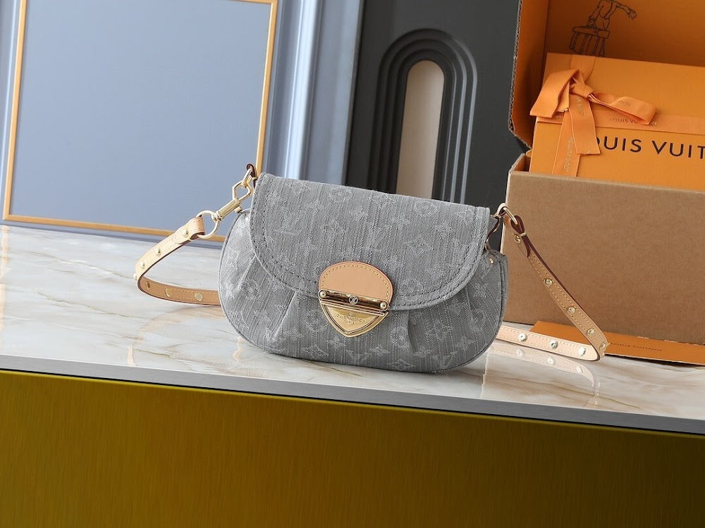 Dragons Bags ln Luxury Bag --76996