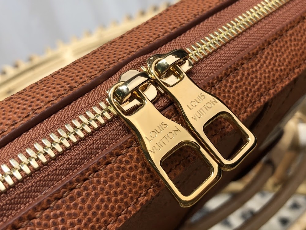 Dragons Bags ln Luxury Bag --56266