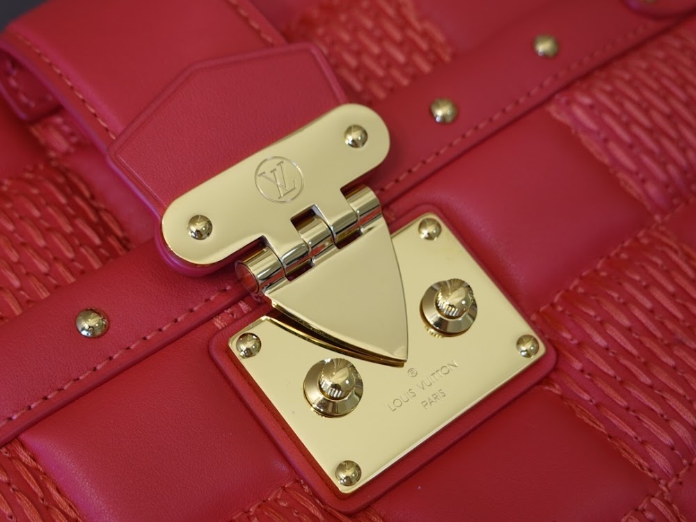 Dragons Bags ln Luxury Bag --60249