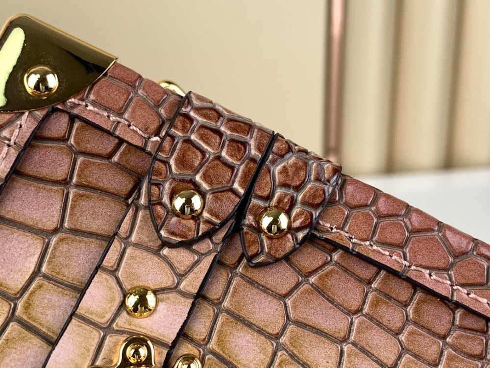 Dragons Bags ln Luxury Bag --61791