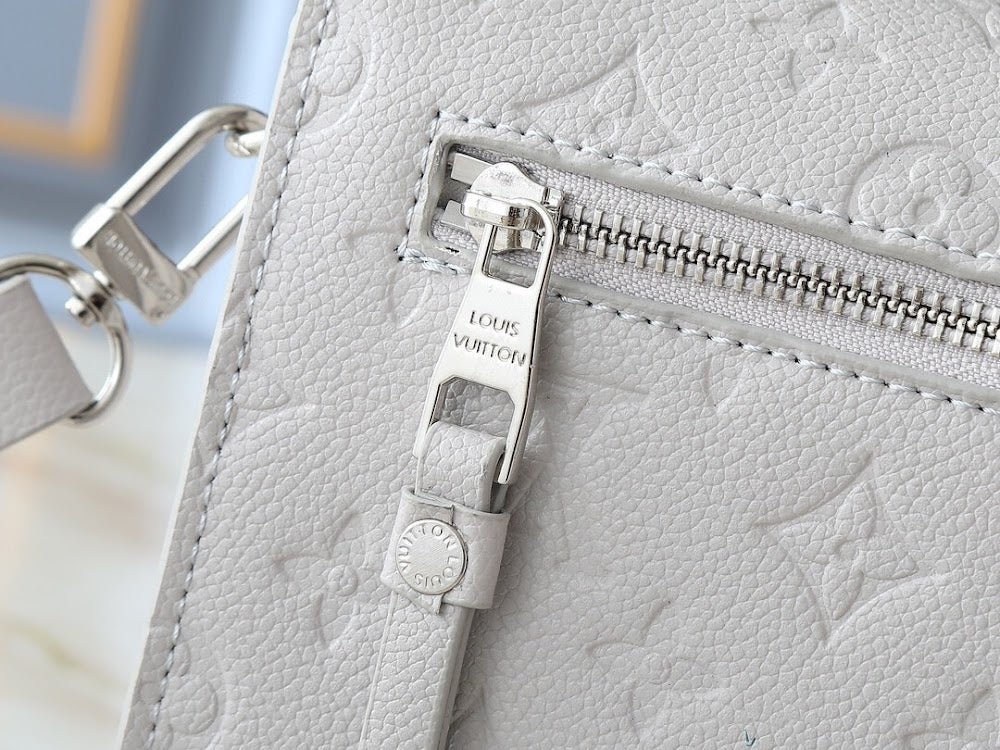 Dragons Bags ln Luxury Bag --76751