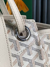 new-luxury-designer-bags-nm8171