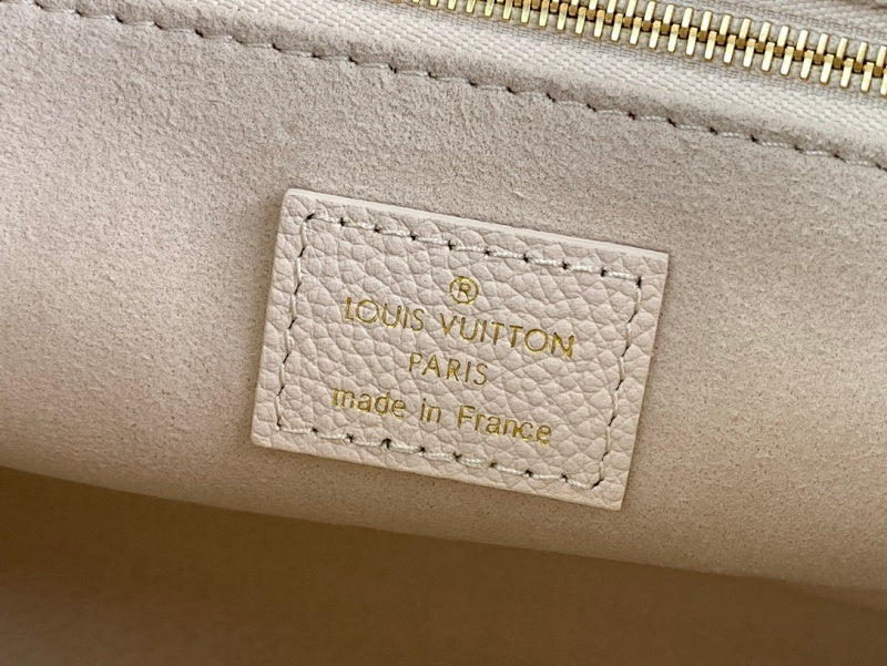 Dragons Bags ln Luxury Bag --68163