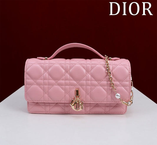 Dragons BagsDiorn Luxury Bag --116235