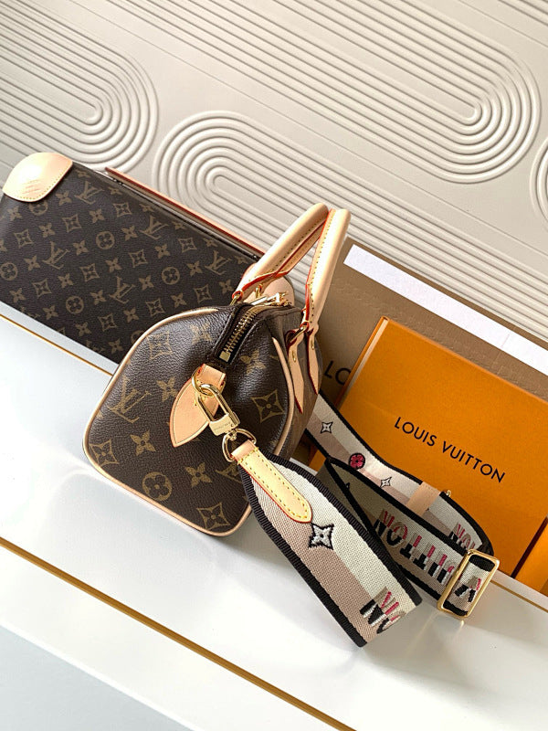 Dragons Bags ln Luxury Bag --81625