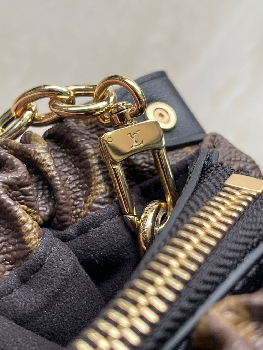 Dragons Bags ln Luxury Bag --95865