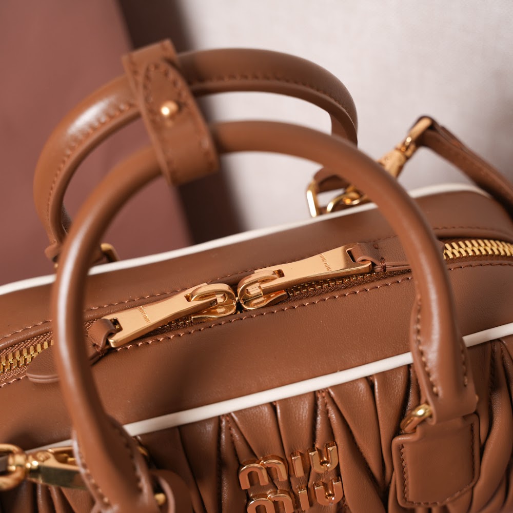 Dragons Bags Miun Miun Luxury Bag --123568