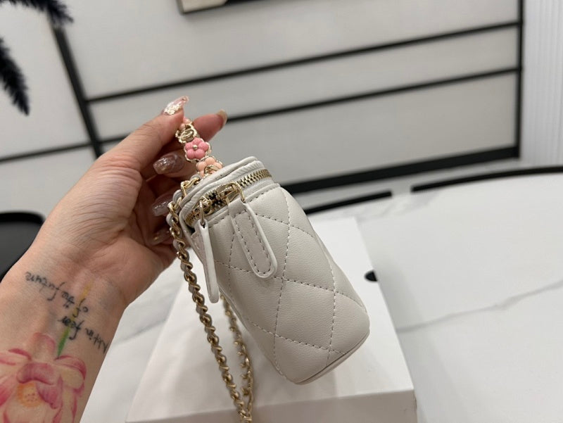 new-luxury-designer-bags-nm9315
