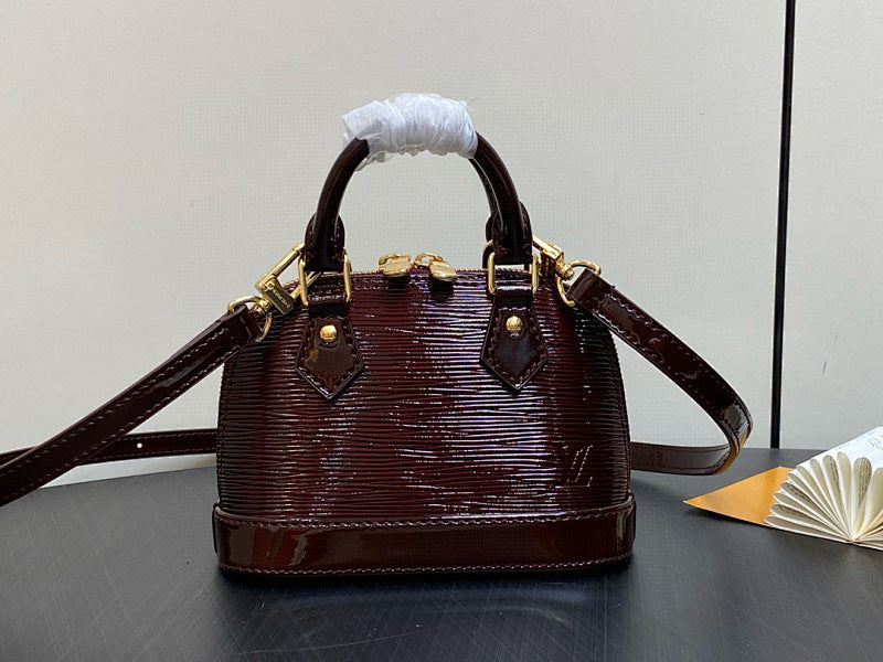 Dragons Bags ln Luxury Bag --81588