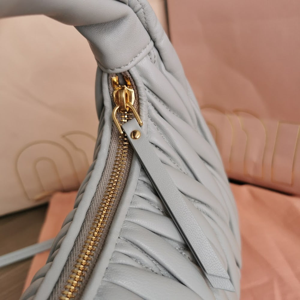 Dragons Bags Miun Miun Luxury Bag --122936