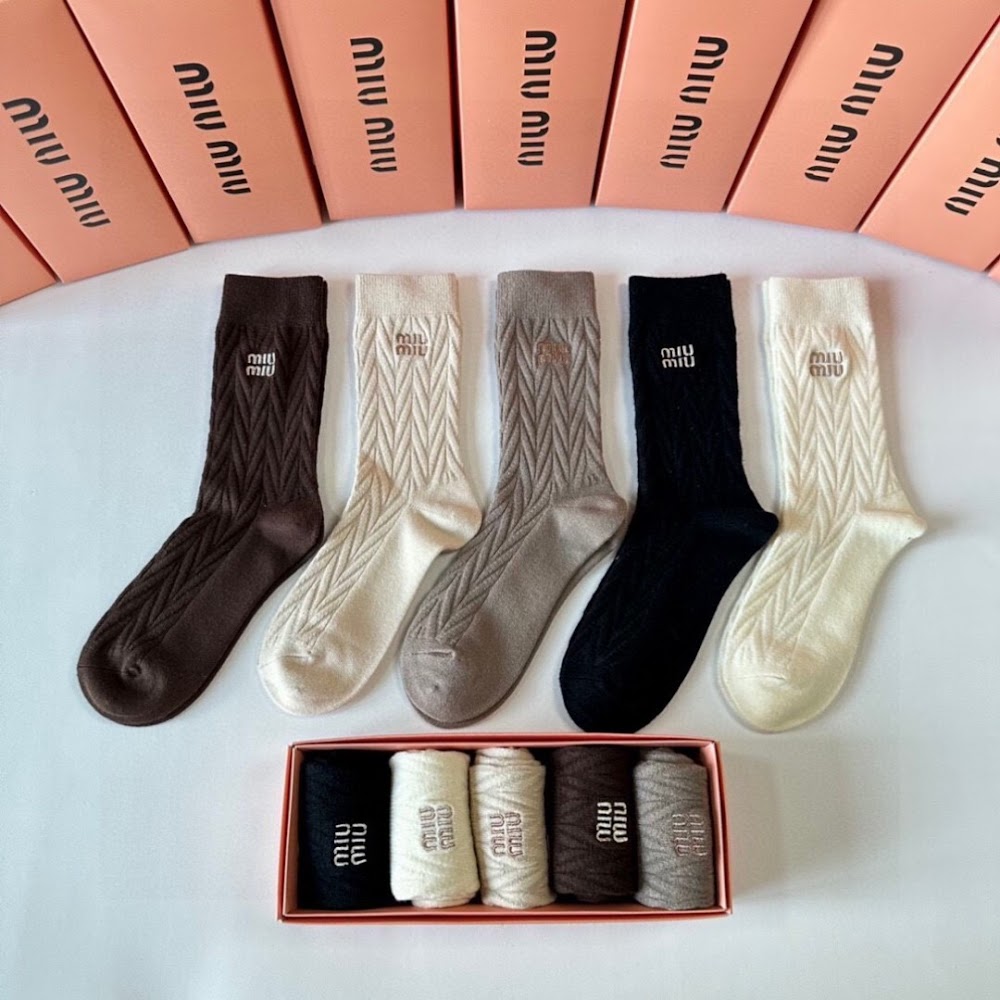 Dragons Bags Premium Luxury Socks --98016