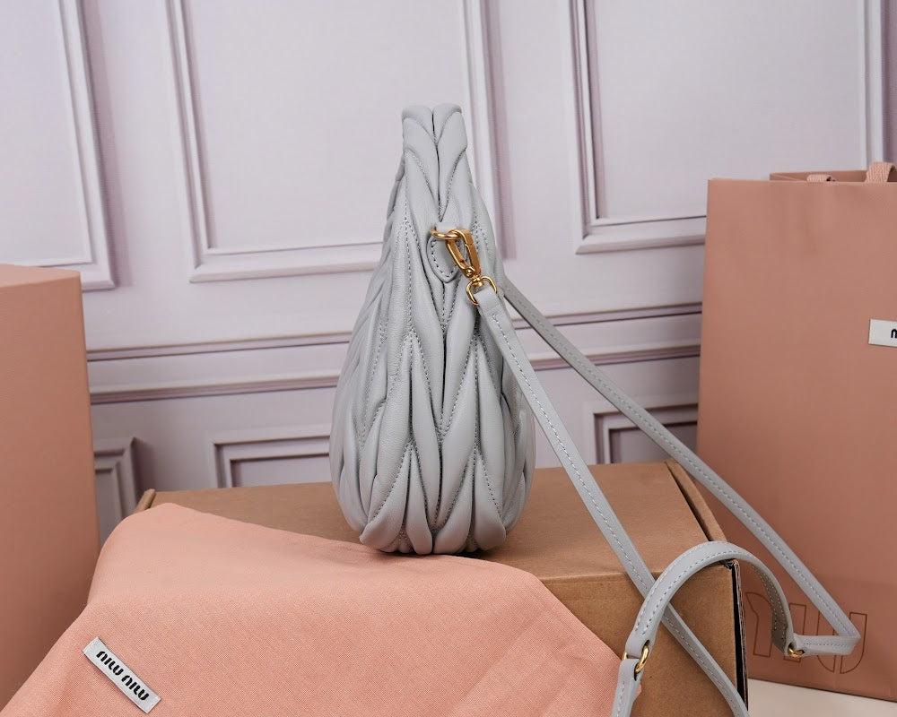 Dragons Bags Miun Miun Luxury Bag --122504