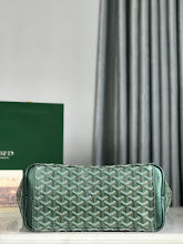 new-luxury-designer-bags-nm8090