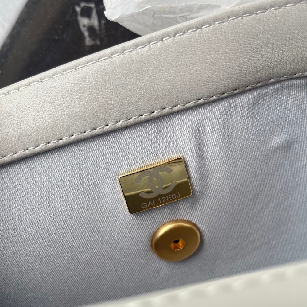 new-designer-premium-bags-nm9788